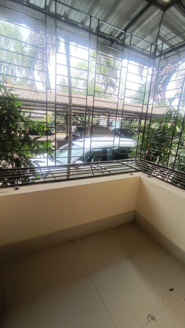 Semi Furnished 3bhk in LALMATI, Games Village, Borsojai, Basistha, Guwahati, Assam, India for Rent